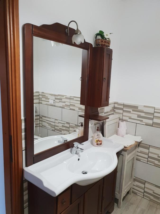 Casa Vacanze L'Agrifoglio Bed & Breakfast Magliolo Luaran gambar