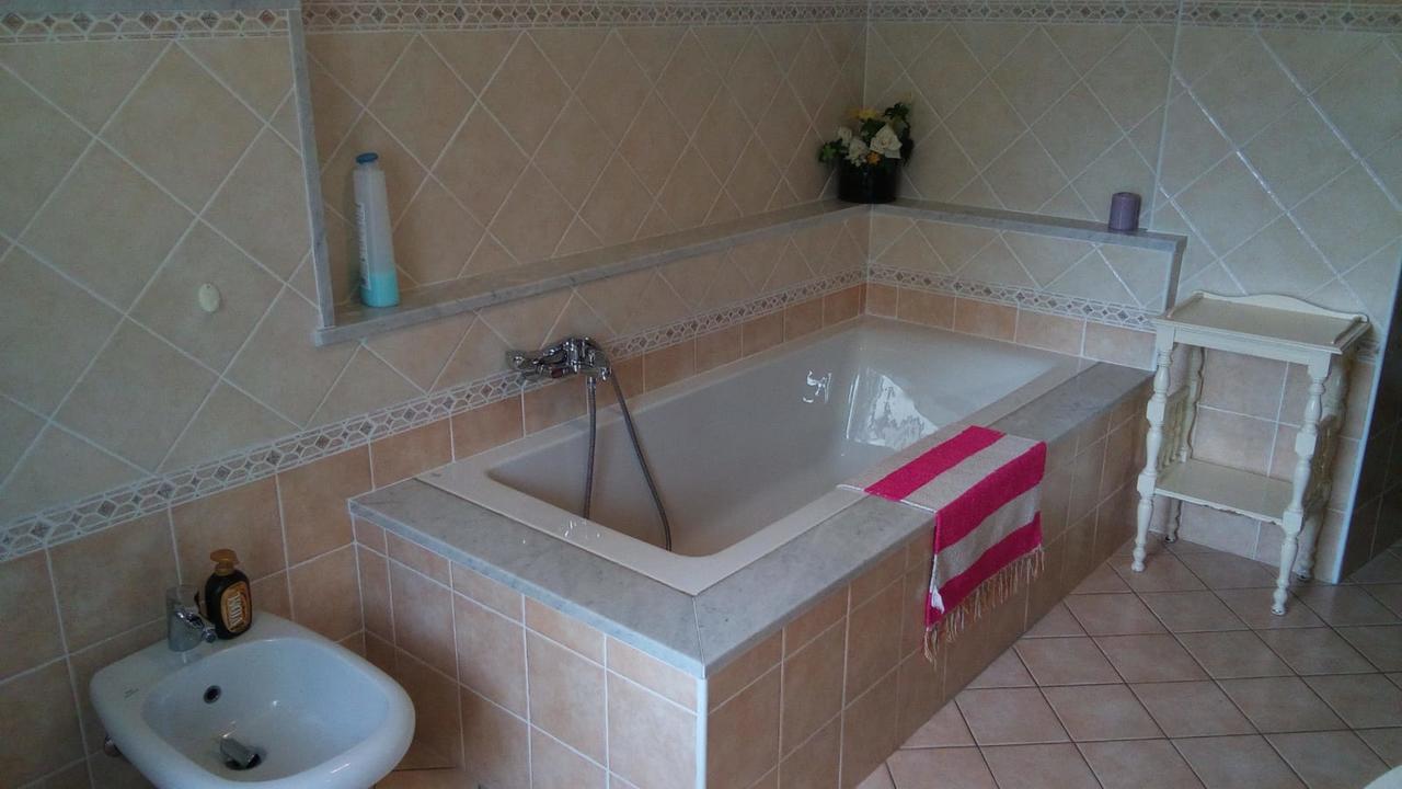 Casa Vacanze L'Agrifoglio Bed & Breakfast Magliolo Luaran gambar