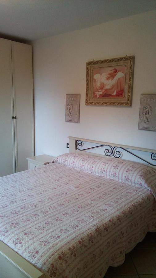 Casa Vacanze L'Agrifoglio Bed & Breakfast Magliolo Luaran gambar